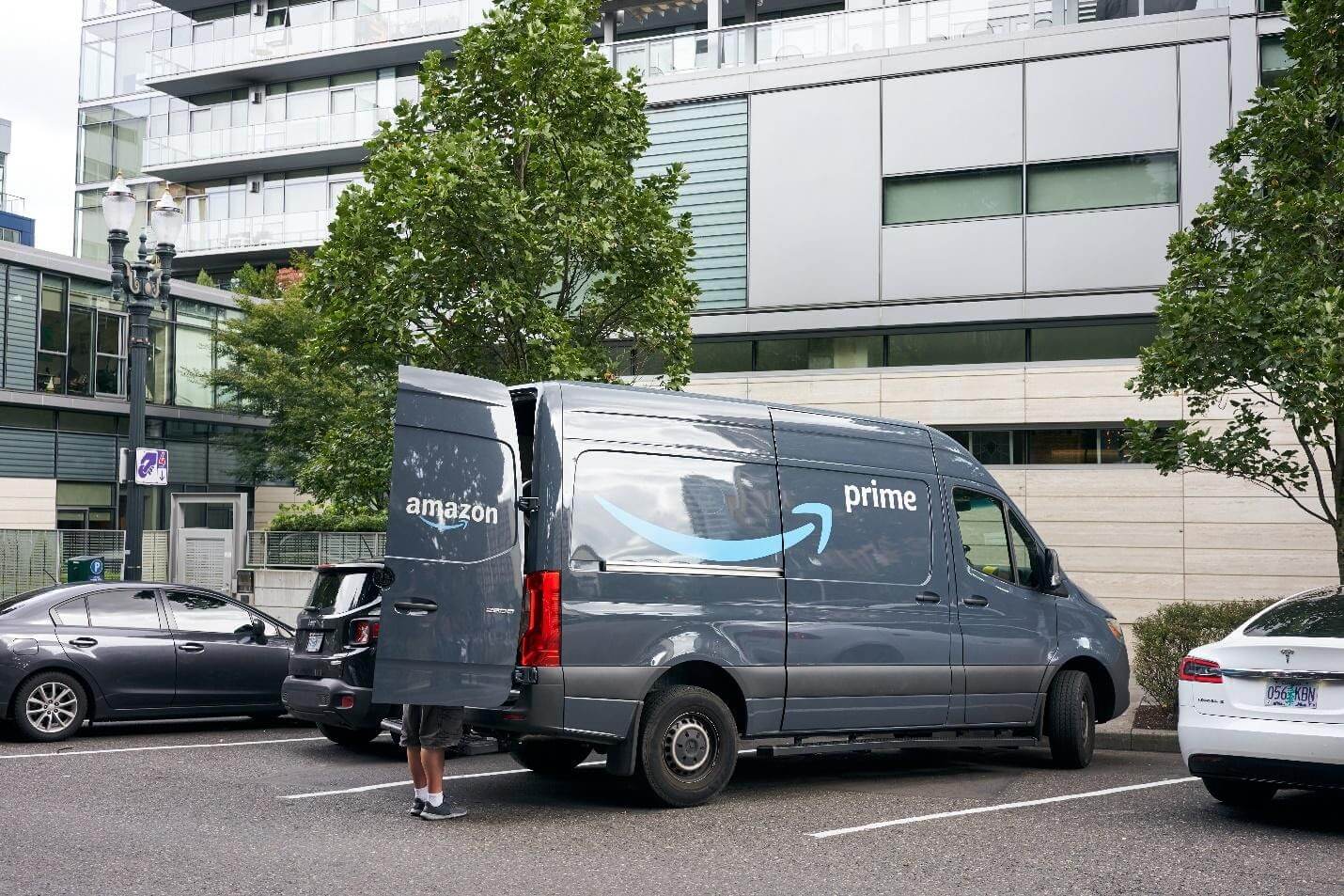 Amazon's AI Driver Cameras Reduce Drivers Income