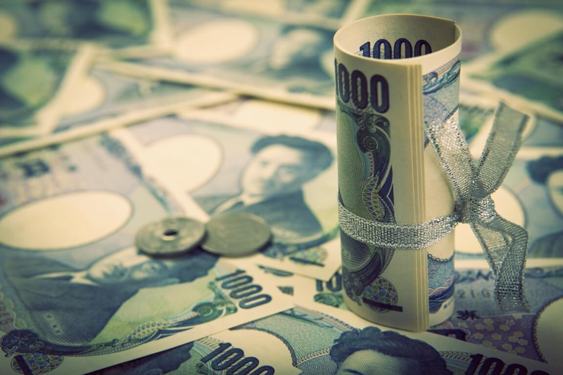 Japanese Yen plummeted while riskier currencies rallied